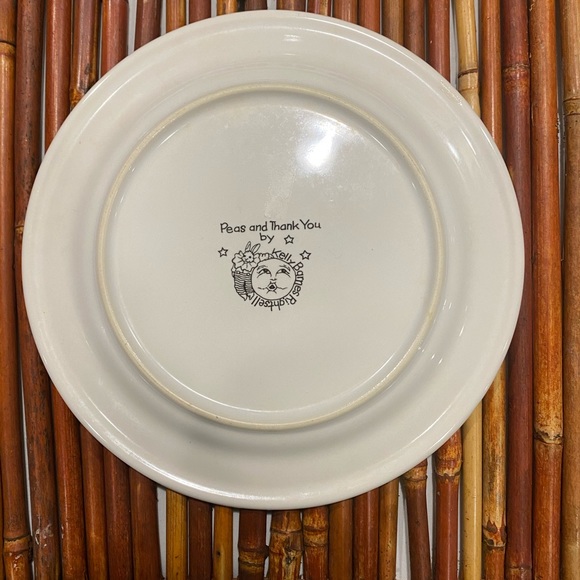Peas and Thank You 7-1/2” Plate by Kelly Barnes Rightsell PRISTINE! - Picture 2 of 5